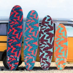 Olaian 500 Foam Surfboard 8'6 95L Curved Triple Stringer W/ Handle, Leash & Soft Edge Fins